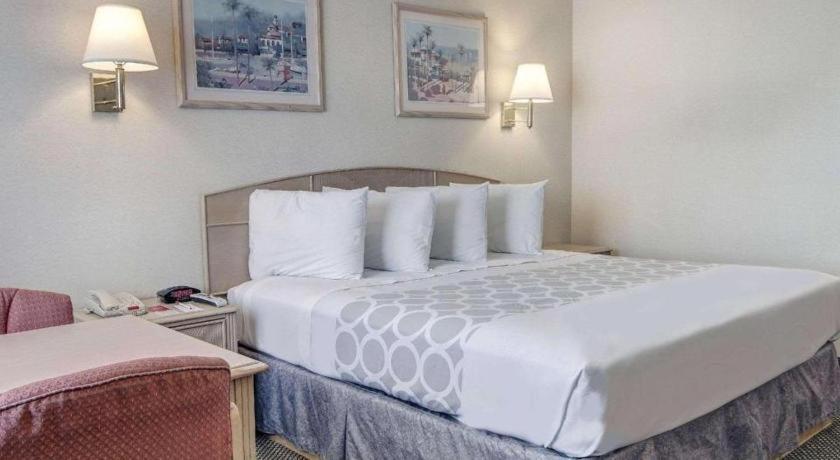 อีโคโน ลอดจ์ Hotel แวนฮอร์น ภายนอก รูปภาพ