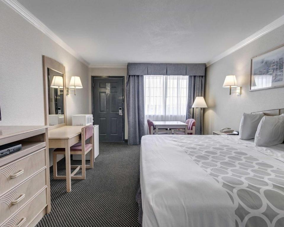อีโคโน ลอดจ์ Hotel แวนฮอร์น ภายนอก รูปภาพ
